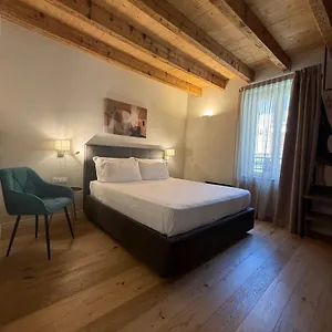 Malvezzi24 Boutique Guest house